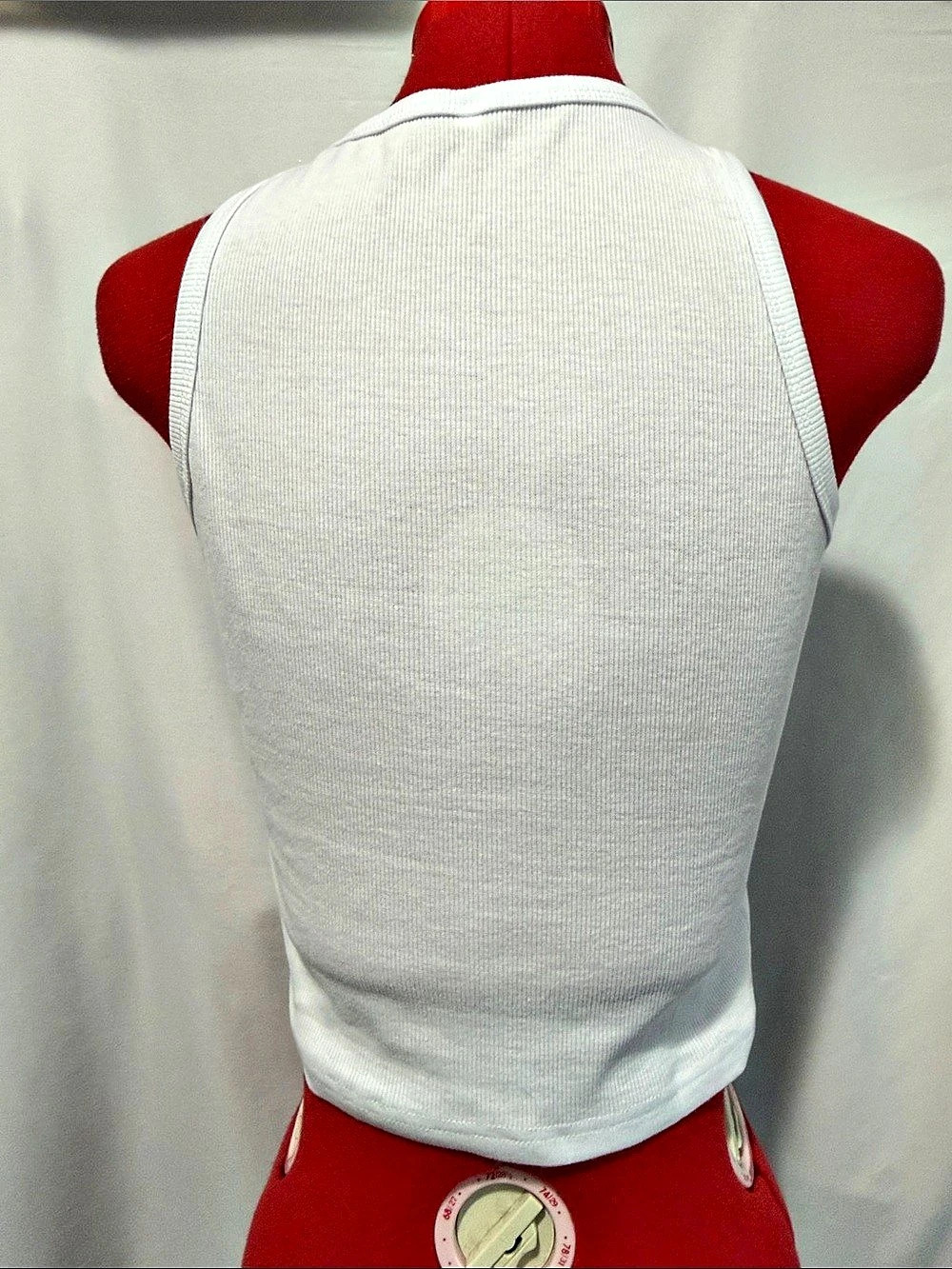 White Ribbed Tank Top Like New - Picture 3 of 4